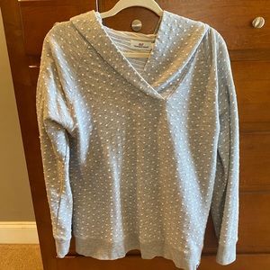 Vineyard Vines women’s hooded sweatshirt